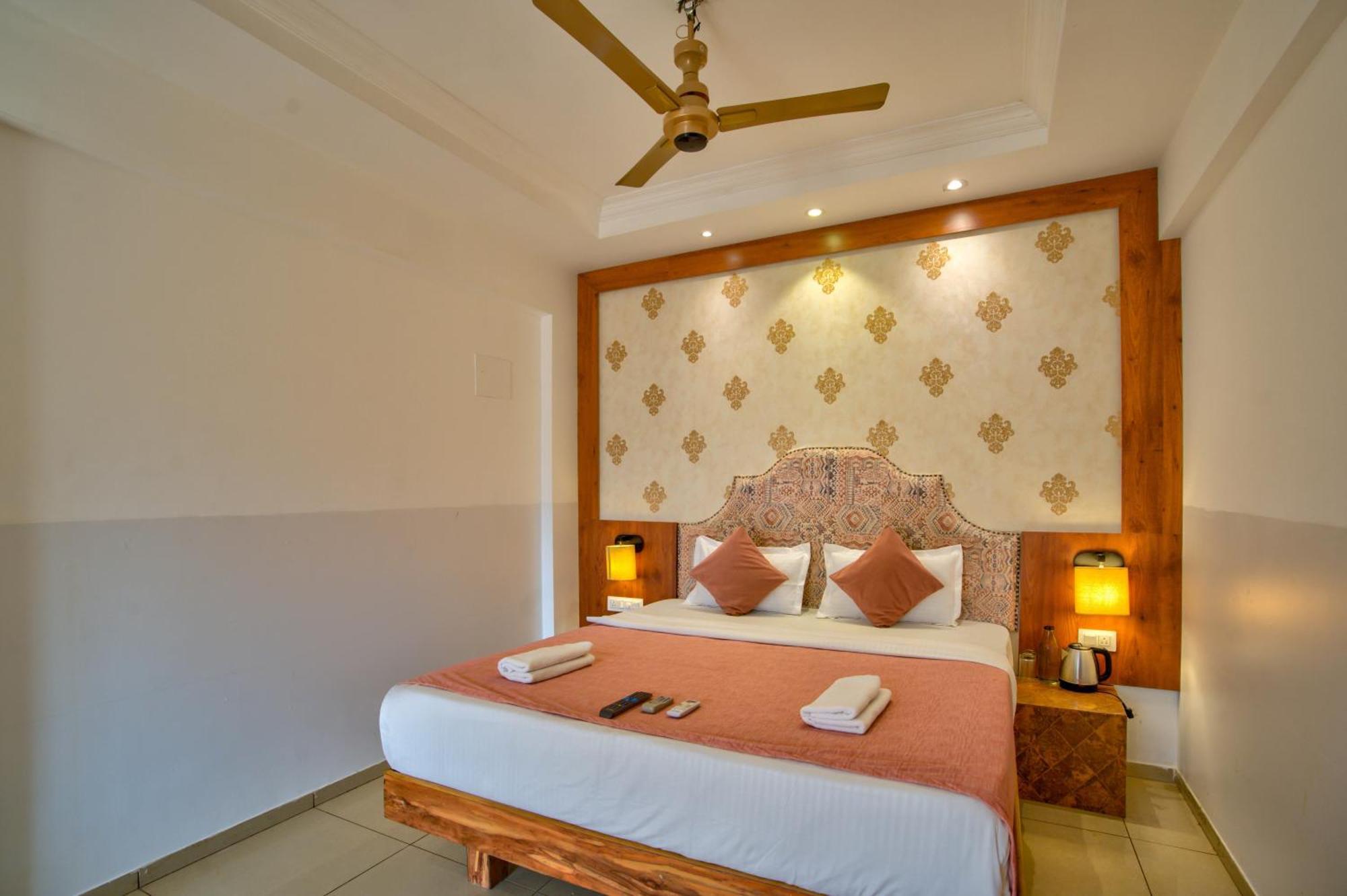 Hotel Sea Sapphire ,Calangute Extérieur photo