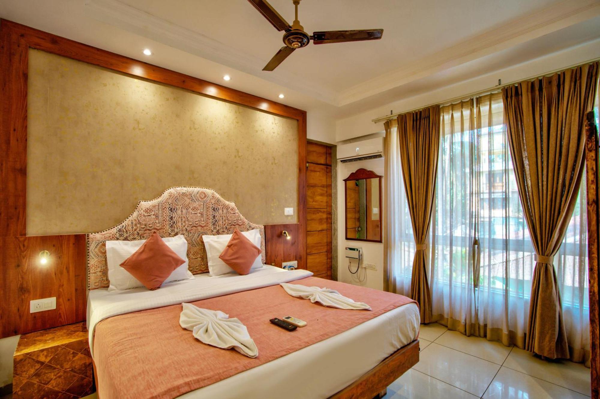 Hotel Sea Sapphire ,Calangute Extérieur photo