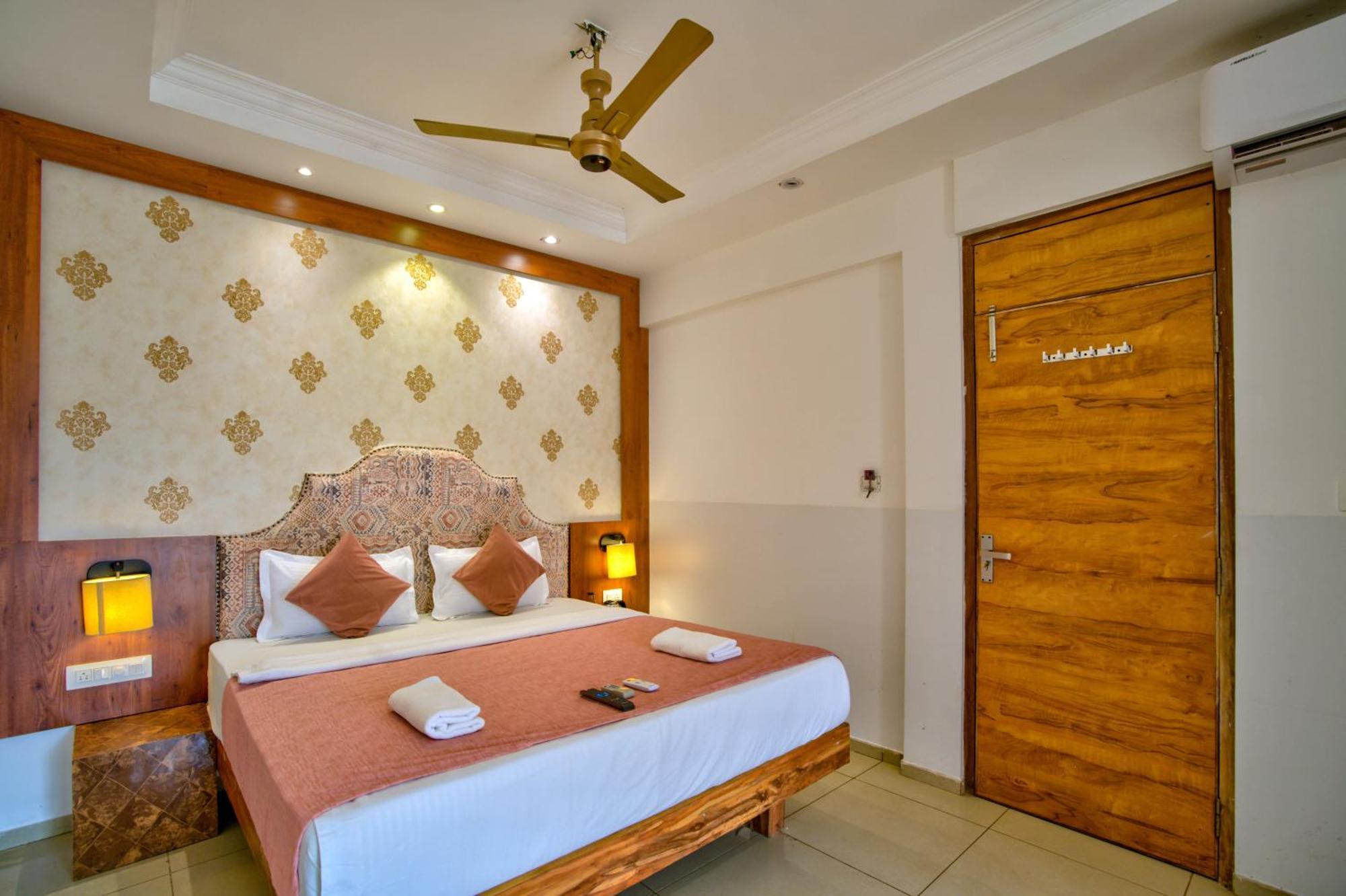 Hotel Sea Sapphire ,Calangute Extérieur photo